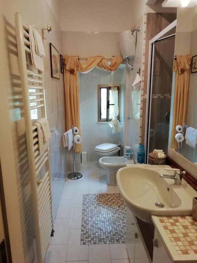 Bed and Breakfast Le Pinelle Терни Экстерьер фото
