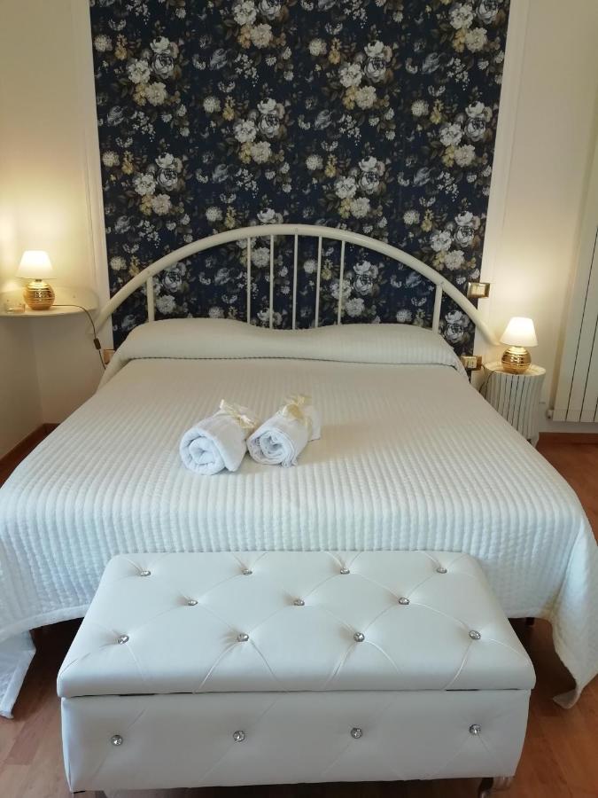 Bed and Breakfast Le Pinelle Терни Экстерьер фото