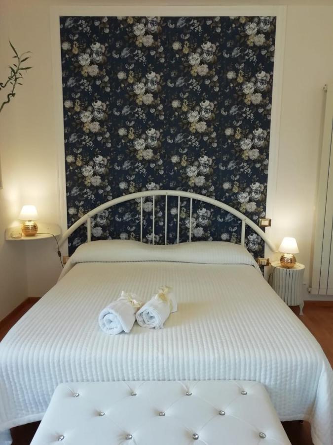 Bed and Breakfast Le Pinelle Терни Экстерьер фото